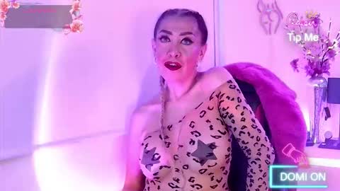 Snapshot of evelynagrey chatting on February 3, 1:26 am EvelynaGrey online show from February 3, 1:26 am