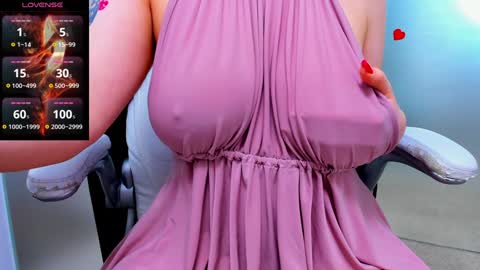 evelyne_rose online show from January 14, 9:35 am