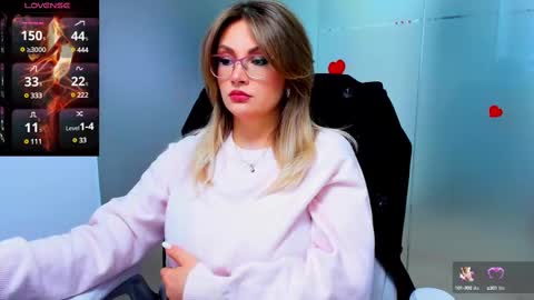 evelyne_rose online show from February 10, 6:20 am