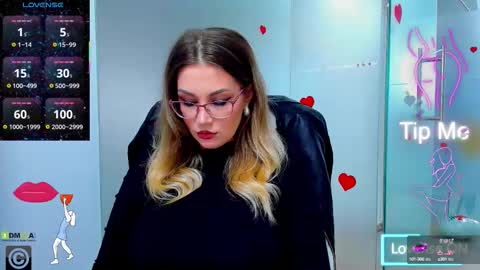 evelyne_rose online show from September 13, 4:34 am