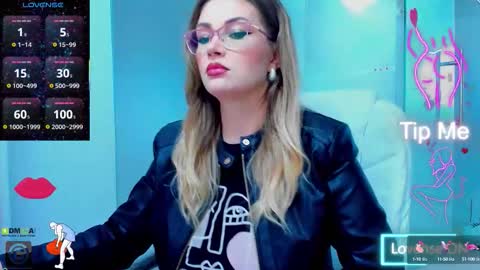evelyne_rose online show from September 14, 4:22 am