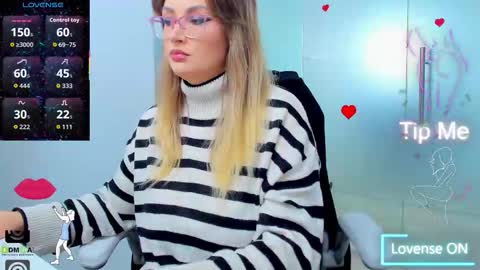evelyne_rose online show from October 8, 5:27 am