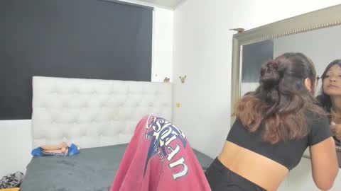 Evelyne online show from January 13, 4:07 am