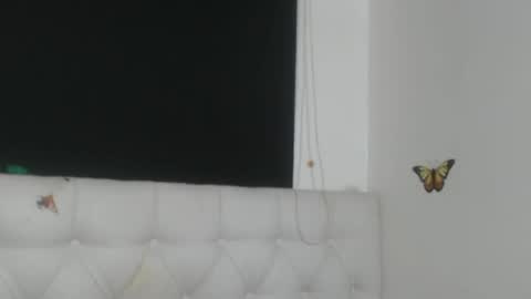 Evelyne online show from April 6, 4:46 am