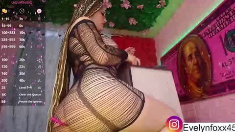 evelyn Foxx new account online show from October 26, 10:15 pm