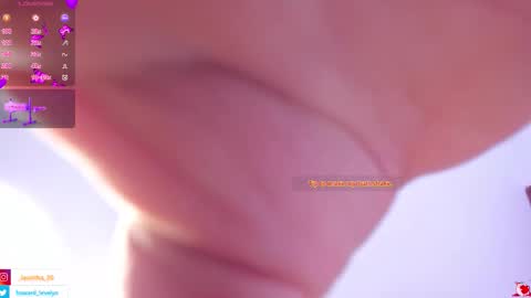 Snapshot of evelynhoward23 chatting on November 8, 4:18 pm LAURA SOFIA INDEPENDENT MODEL FOLLOW ME NOW ALMOST 10000 FOLLOWERS online show from November 8, 4:18 pm