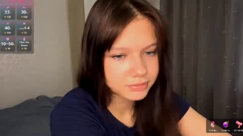 Snapshot of evelynhudson chatting on July 1, 10:28 am Evelyn Velvet online show from July 1, 10:28 am