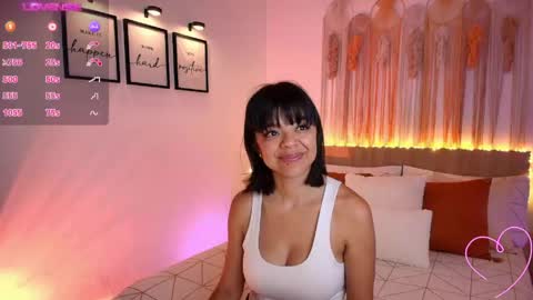 Evy Owen online show from May 17, 12:45 pm