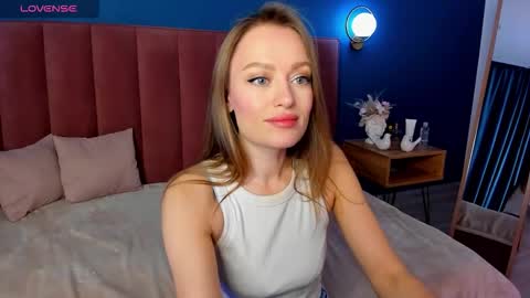 Evelyn online show from November 15, 1:47 am