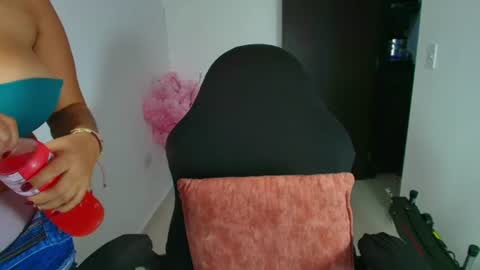 evelin 3 online show from June 11, 9:02 pm