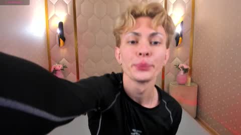 Even online show from November 21, 7:45 pm