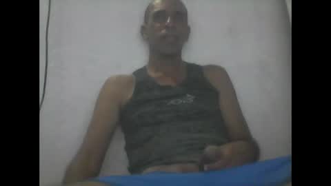 everaldosantos online show from December 10, 10:37 pm