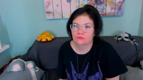 Everly online show from March 20, 5:12 am