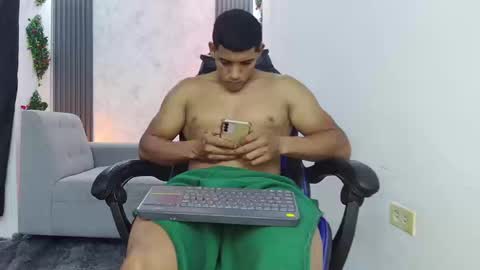 luis online show from September 13, 12:43 am