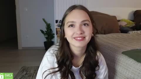 Snapshot of evi_woow chatting on October 9, 8:18 pm evi_woow online show from October 9, 8:18 pm