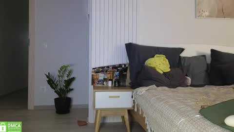 Snapshot of evi_woow chatting on November 8, 8:51 pm evi_woow online show from November 8, 8:51 pm