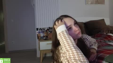 Snapshot of evi_woow chatting on November 16, 10:04 pm evi_woow online show from November 16, 10:04 pm