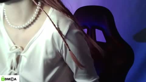 Renesme White Im here from Monday to Friday online show from July 6, 1:35 am