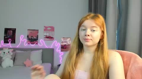 Snapshot of evie_tomioka chatting on July 18, 5:22 am Eva online show from July 18, 5:22 am