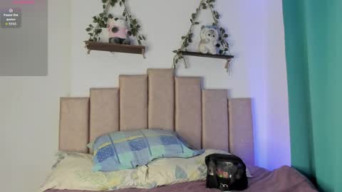 Ivi Alejandra  online show from April 20, 10:33 pm