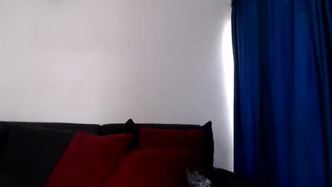 Snapshot of evilheart_69 chatting on February 2, 6:39 pm evilheart_69 online show from February 2, 6:39 pm