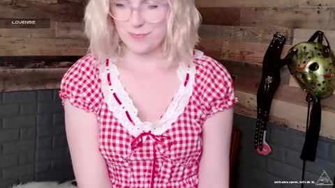 Vesper -  online show from May 24, 12:10 pm