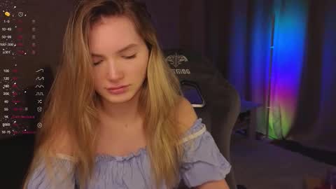 Evelyn online show from November 27, 11:34 am