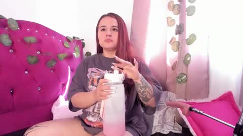 Snapshot of evy_orange1 chatting on December 13, 3:00 pm EVY online show from December 13, 3:00 pm