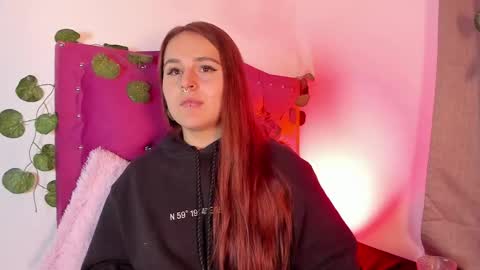 Snapshot of evy_orange1 chatting on January 19, 6:09 am EVY online show from January 19, 6:09 am