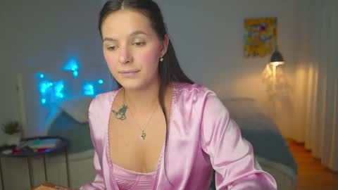 Snapshot of ewelynscott chatting on October 19, 5:13 pm ewelynscott online show from October 19, 5:13 pm