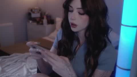 Alyson online show from February 22, 10:18 am