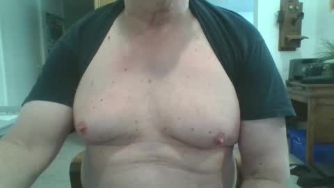 Snapshot of excitacbleguy9 chatting on February 8, 6:44 pm was excitablyguy hacked online show from February 8, 6:44 pm