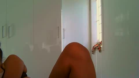 courtney online show from April 15, 6:20 am