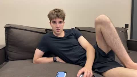 Snapshot of exclusiveflexboy chatting on August 3, 11:30 pm exclusiveflexboy online show from August 3, 11:30 pm