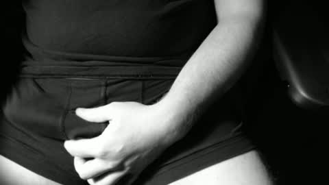 exhib_l0ver online show from November 11, 9:15 pm