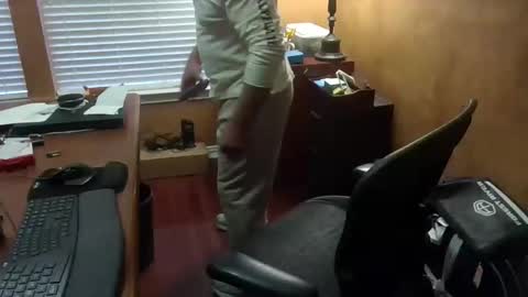 exhibitman69_ldb online show from February 23, 12:19 am