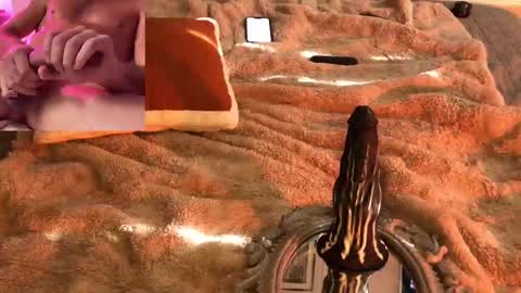 exhibitp online show from February 18, 7:09 pm