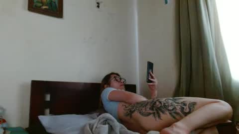 Exolizz online show from December 19, 8:23 pm