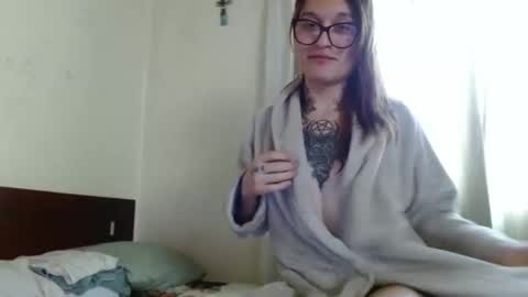 Exolizz online show from January 2, 3:29 pm