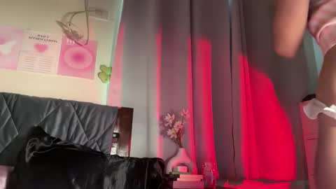 Angela online show from December 5, 3:59 am