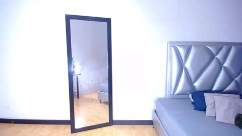 Snapshot of exotic_karmella chatting on January 16, 12:58 am exotic_karmella online show from January 16, 12:58 am