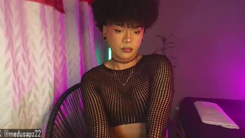 Snapshot of exotic_medussapp chatting on July 17, 8:21 am Soy Carla online show from July 17, 8:21 am