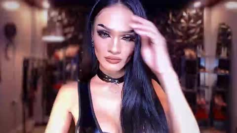 Snapshot of exoticalodia chatting on February 12, 7:24 pm exoticalodia online show from February 12, 7:24 pm