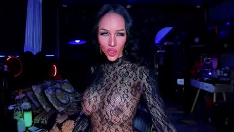 Snapshot of exoticalodia chatting on October 13, 10:54 pm exoticalodia online show from October 13, 10:54 pm