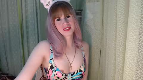 Snapshot of exoticbabes chatting on January 5, 4:25 am exoticbabes online show from January 5, 4:25 am