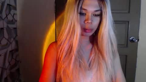 Snapshot of exoticblacknicaxxx chatting on February 7, 6:35 am Nica online show from February 7, 6:35 am