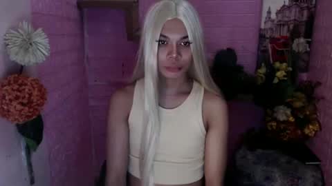 Snapshot of exoticblacknicaxxx chatting on March 9, 3:32 am Nica online show from March 9, 3:32 am