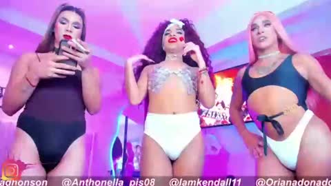 Snapshot of exoticgirlsxxx chatting on January 16, 11:15 am exoticgirlsxxx online show from January 16, 11:15 am