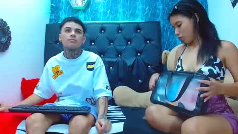 Snapshot of exotichot_couple chatting on January 20, 2:01 am exotichot_couple online show from January 20, 2:01 am