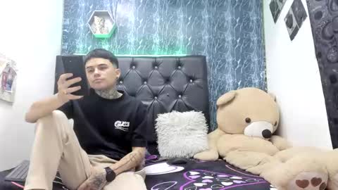 exotichot_couple online show from December 13, 9:53 pm